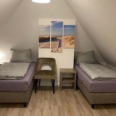Waren Appartements Buitenkant foto